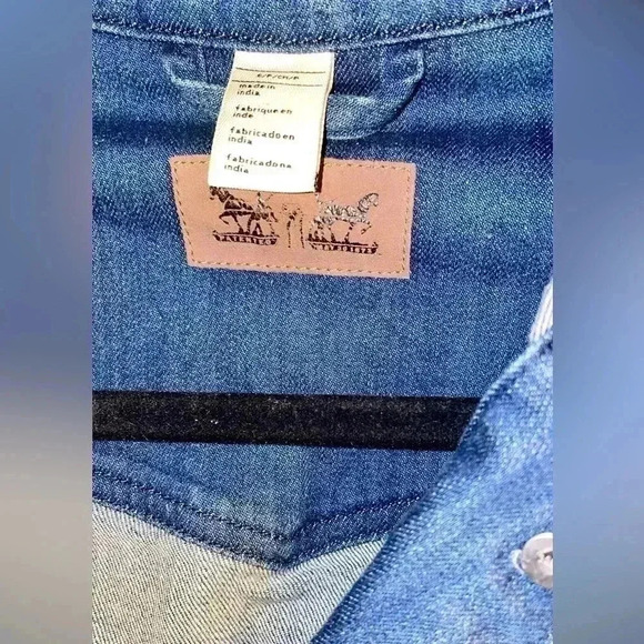 Levi’s Straus 4 pocket medium wash long sleeve slim fit denim trucker jacket S - Picture 4 of 8